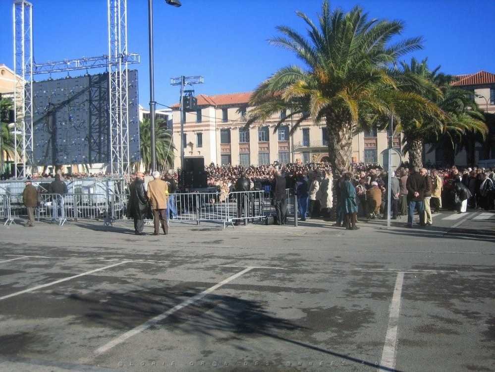 LE MUR DES DISPARUS A PERPIGNAN 25 11 2007 032.jpg